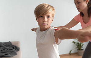 Fotografía del taller de capoeira en el Colegio Oliverio Cromwell