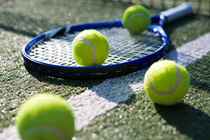 Fotografía del taller de tenis en el Colegio Oliverio Cromwell